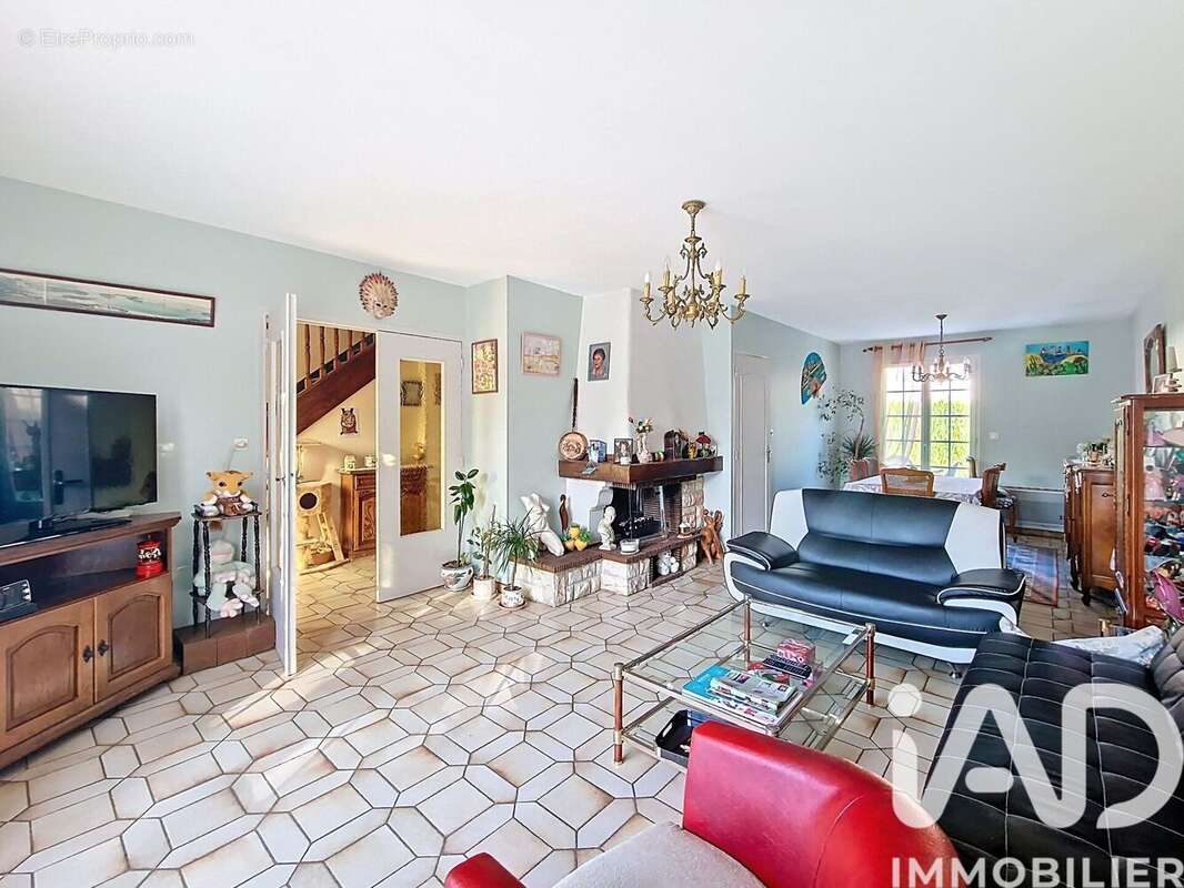 Photo 6 - Maison à SAINT-FARGEAU-PONTHIERRY