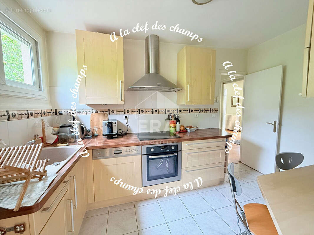 Maison à GIF-SUR-YVETTE