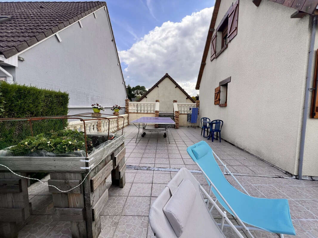 Maison 90 m² à Rocquemont  - photo 9