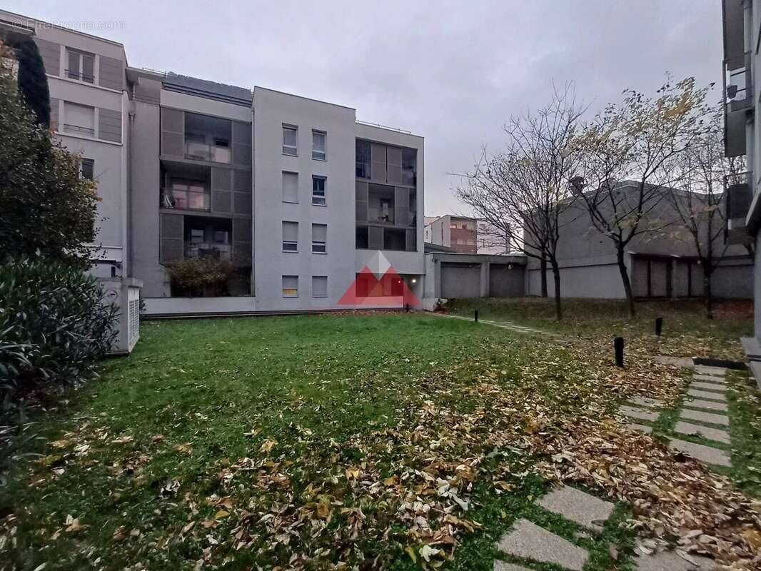 Appartement à LYON-7E