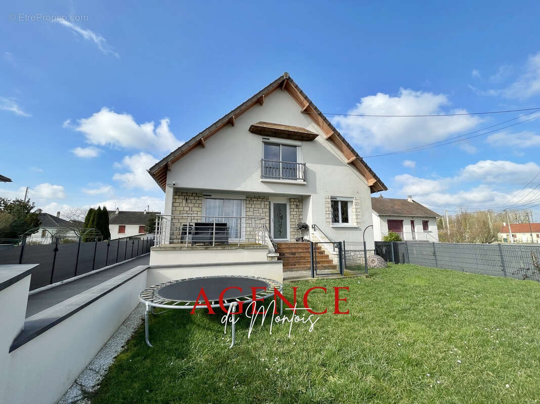 Maison à BRAY-SUR-SEINE