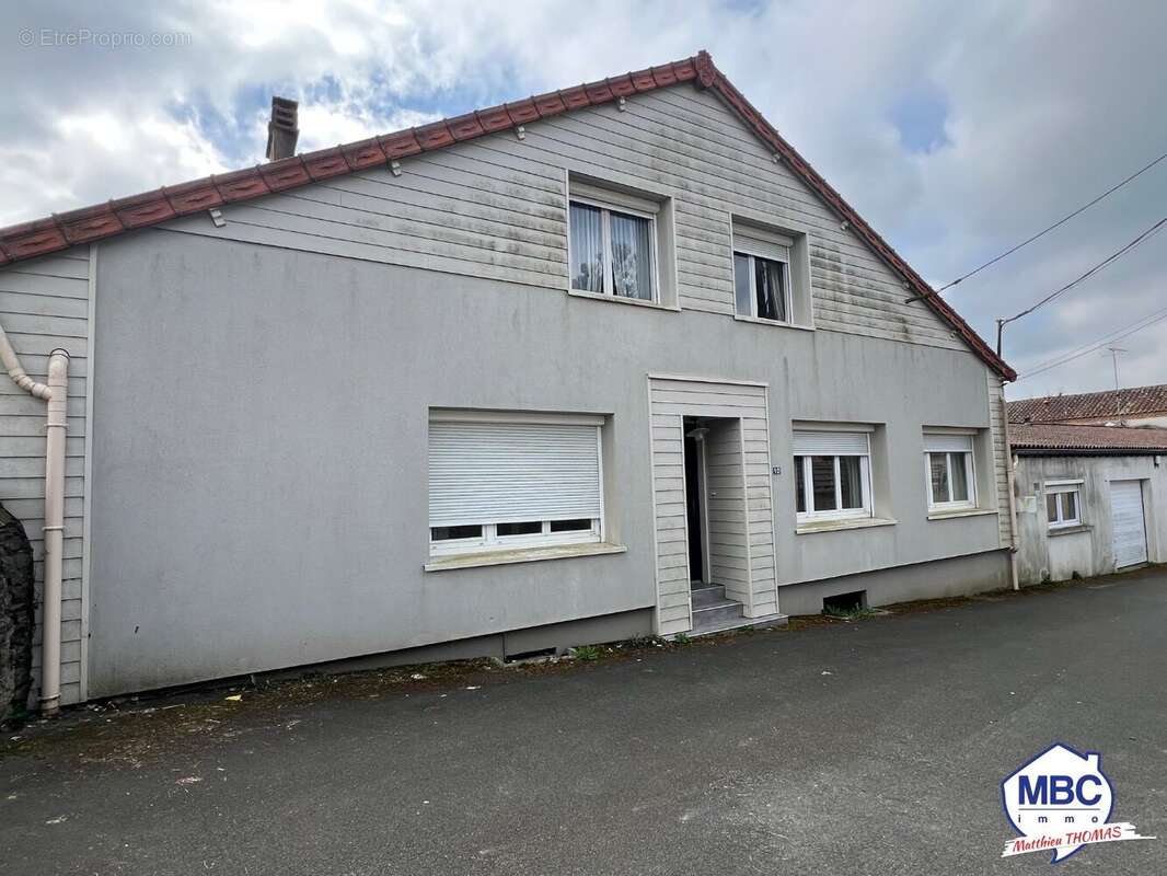 Maison à BEAUPREAU