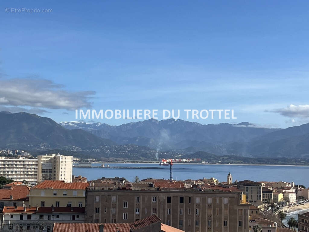 Appartement à AJACCIO