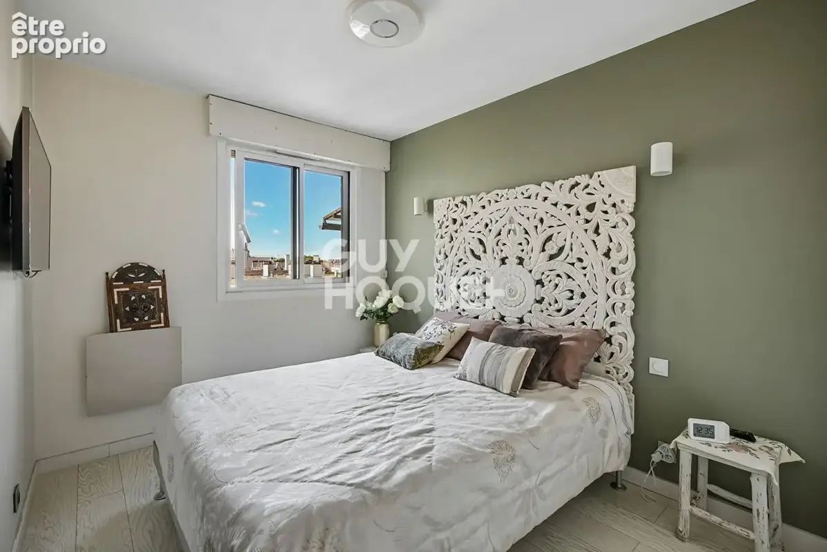 Dernier étage , T4 120m² avec terrasse et parkings - photo 10