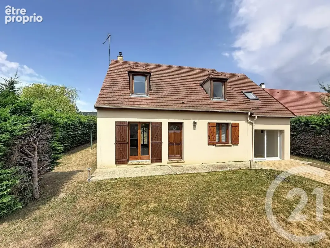 Maison 8 pièces 140 m² à vendre à Jouy (28300) - photo 1