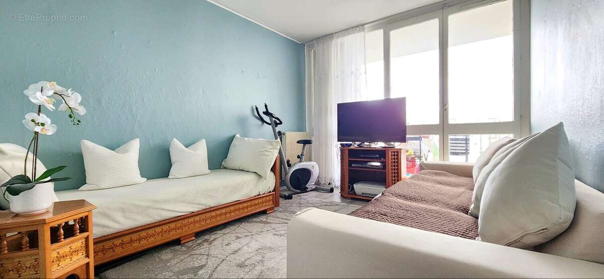 Appartement 90 m² à Franconville  - photo 8
