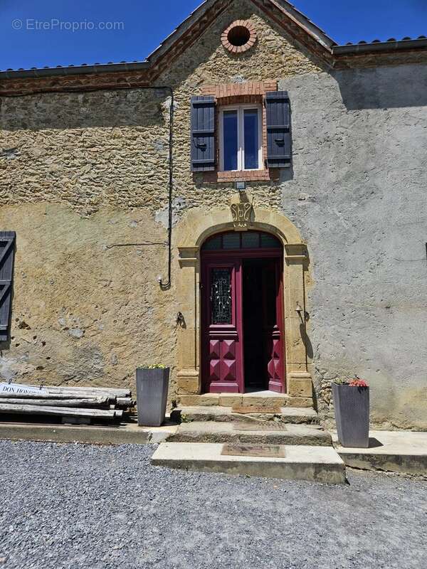 Maison à MAUMUSSON-LAGUIAN