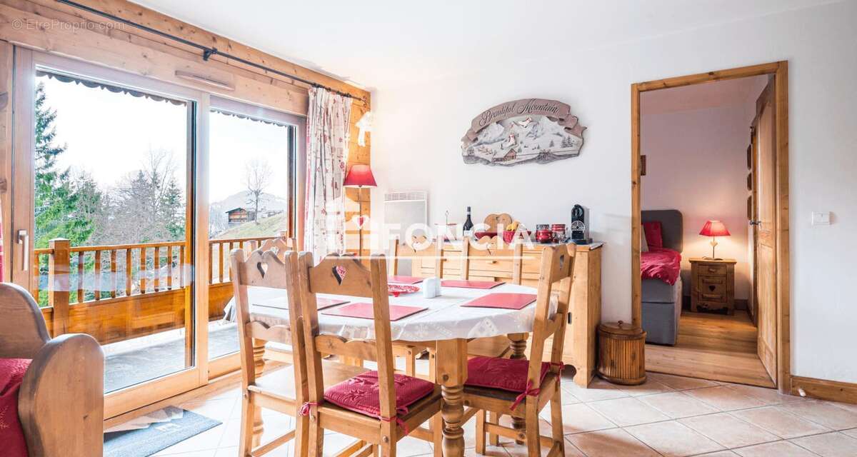 Appartement à CREST-VOLAND