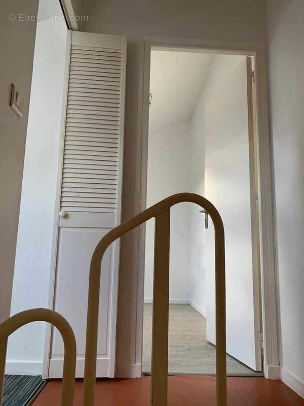 Appartement F2 duplex à 10 min de REIMS - photo 4