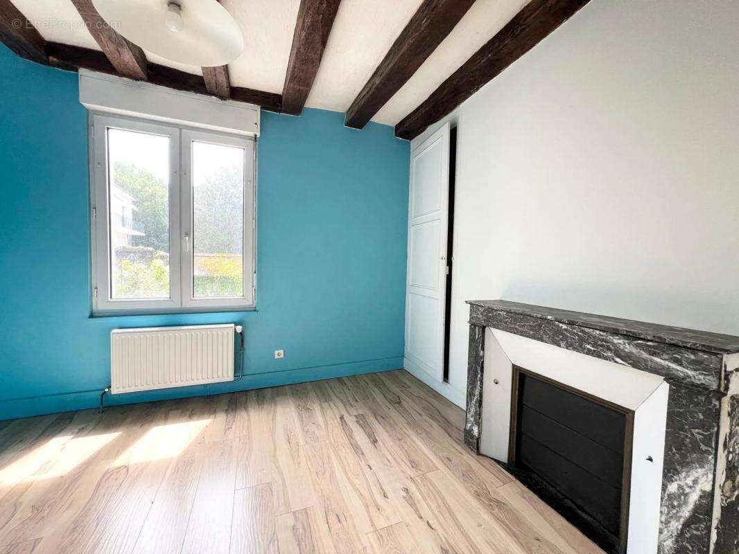 Maison à SAINT-CYR-SUR-LOIRE