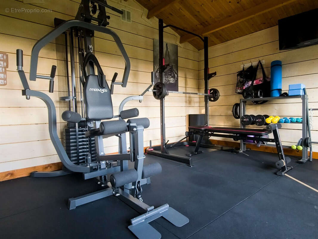 Maison à SAINTE-MAURE-DE-PEYRIAC