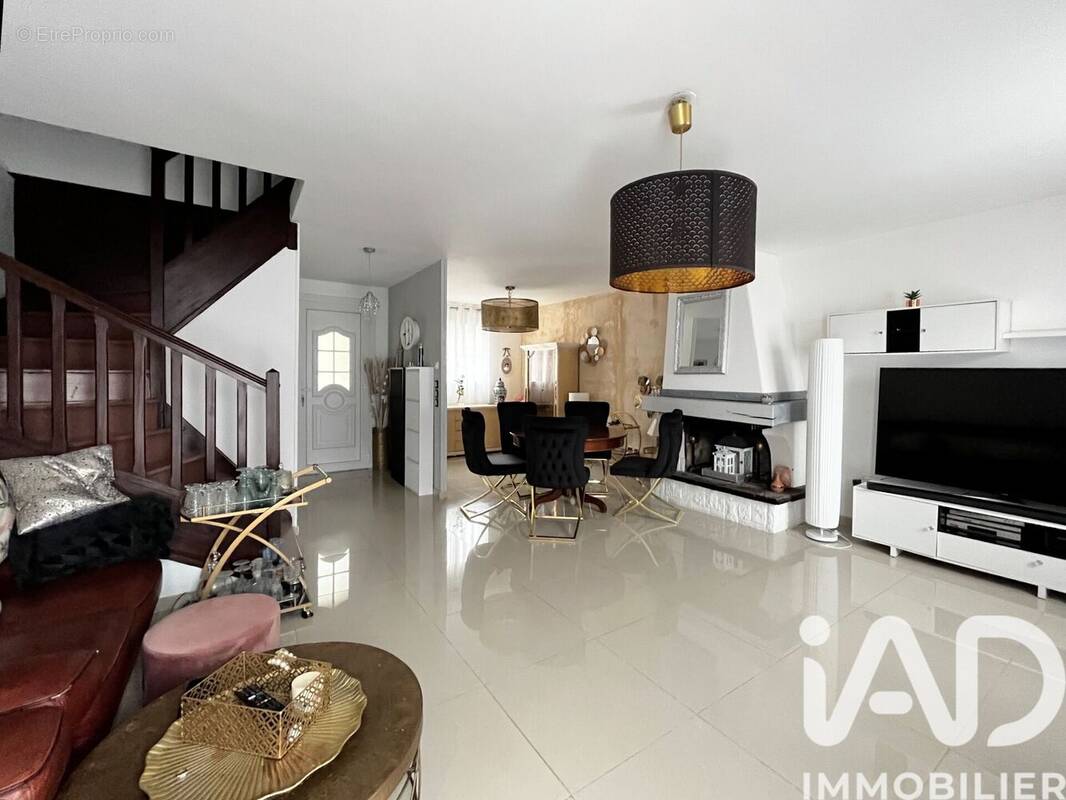 Photo 1 - Maison à EMERAINVILLE