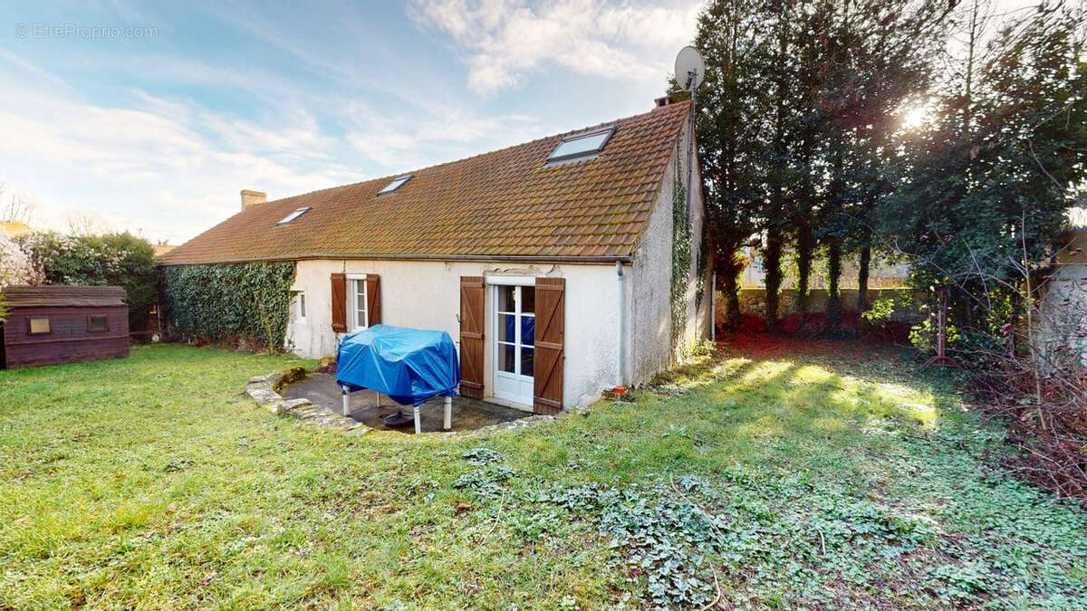 Maison à GUITRANCOURT