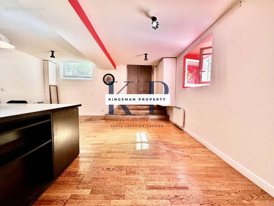 Appartement à PARIS-10E
