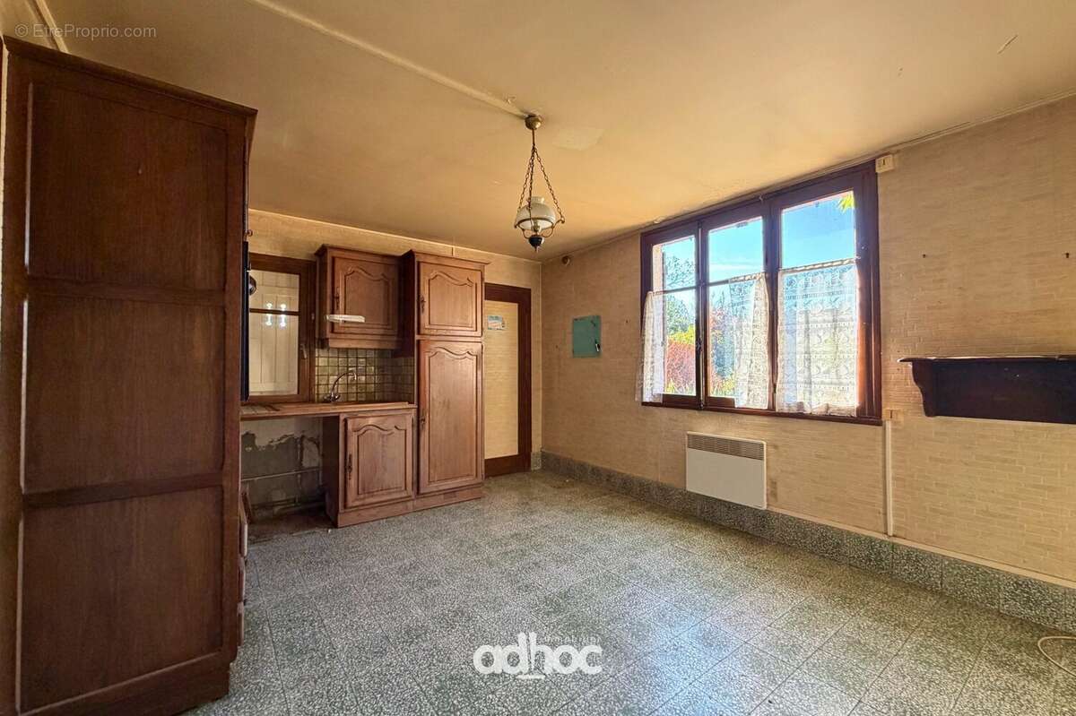 Maison 160 m² à Menestreau-En-Villette  - photo 4