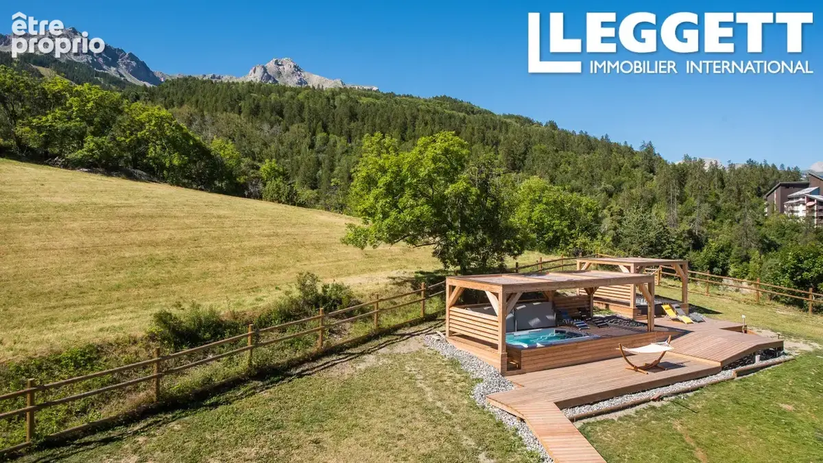 Enchastrayes – Chalet 339 m² avec dépendance et prestations luxe, à 4 km de Barcelonnette - photo 7