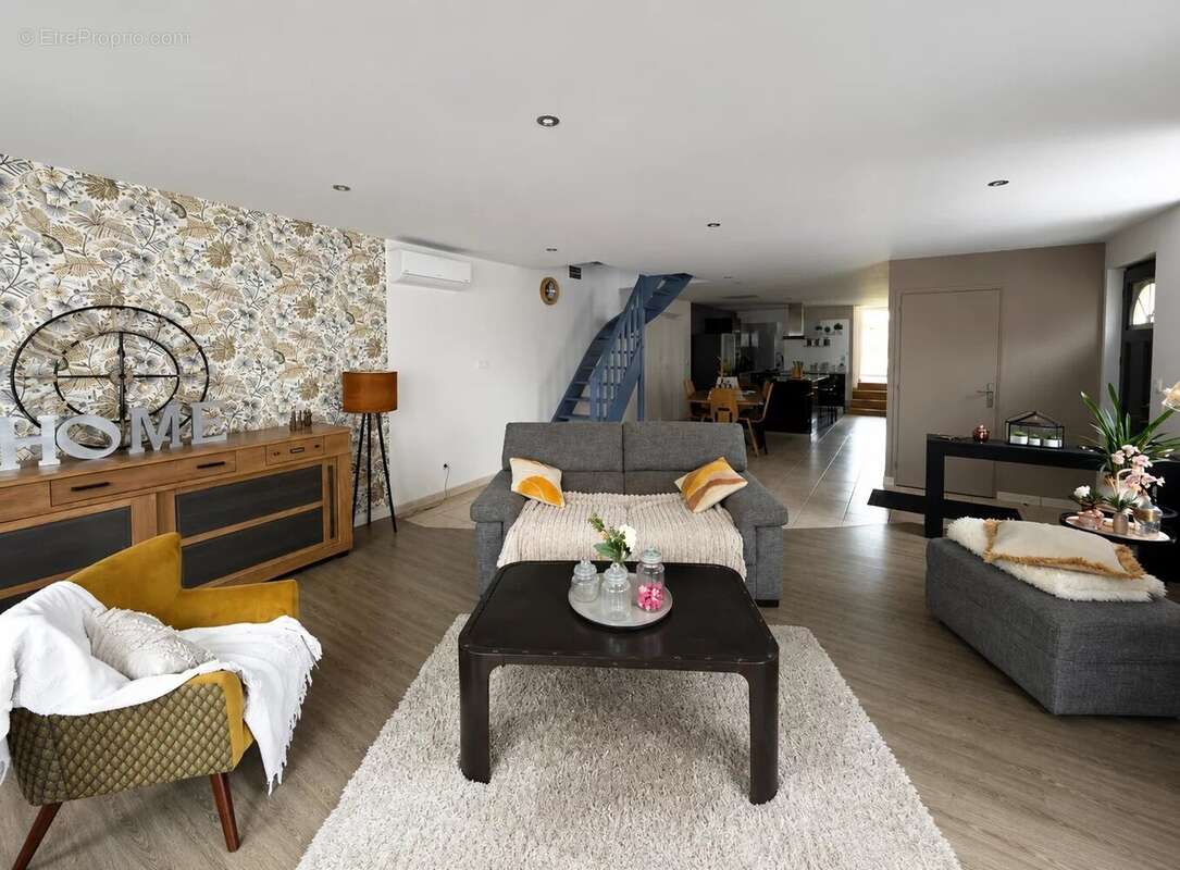 Maison à MASNY