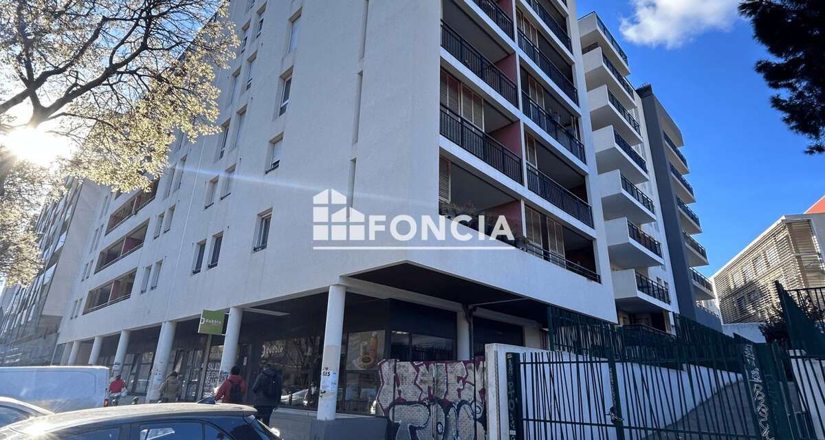 Appartement à MARSEILLE-5E