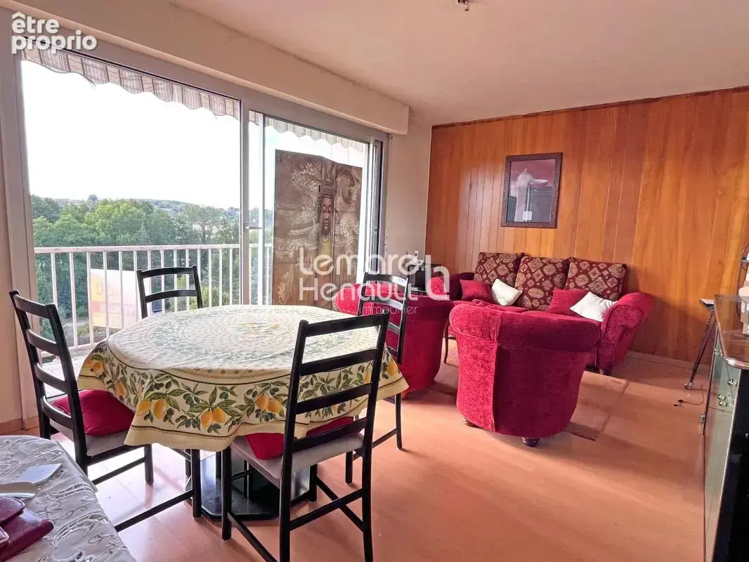 F3 64 m² avec balcon, garage et cave - photo 4