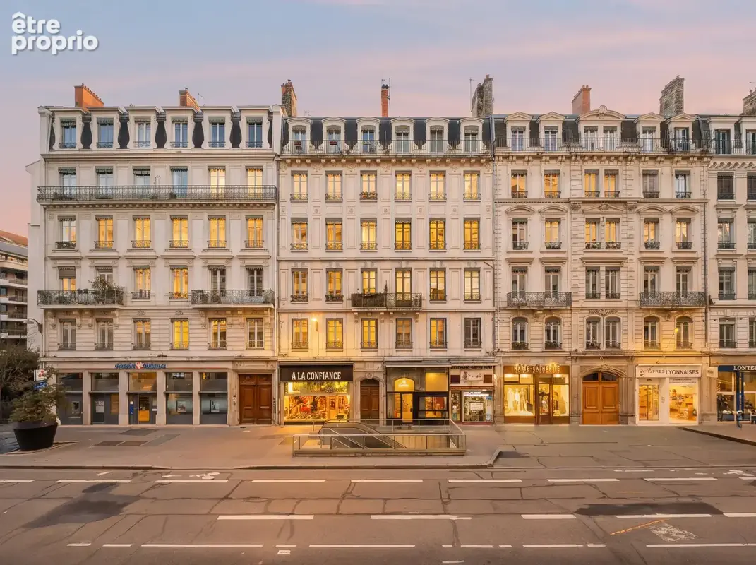 T2 de 52 m2, Cours Vitton, Métro Masséna - photo 11