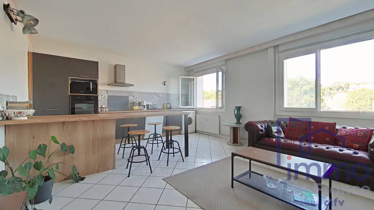 Photo Appartement à Saint-Etienne au prix de 95 000€