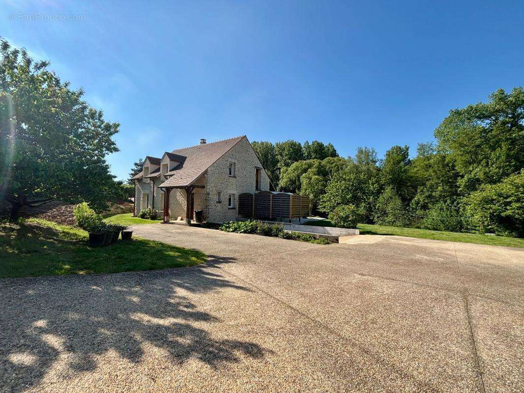 Maison à BOISSY-LA-RIVIERE