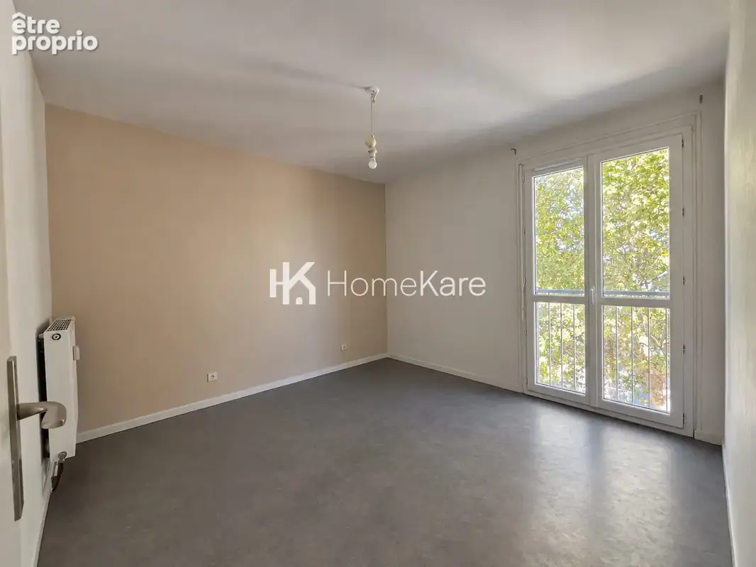 Appartement 3 pièces 62 m² à vendre à Toulouse (31400) - photo 2