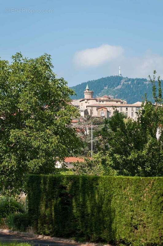Appartement à PELUSSIN