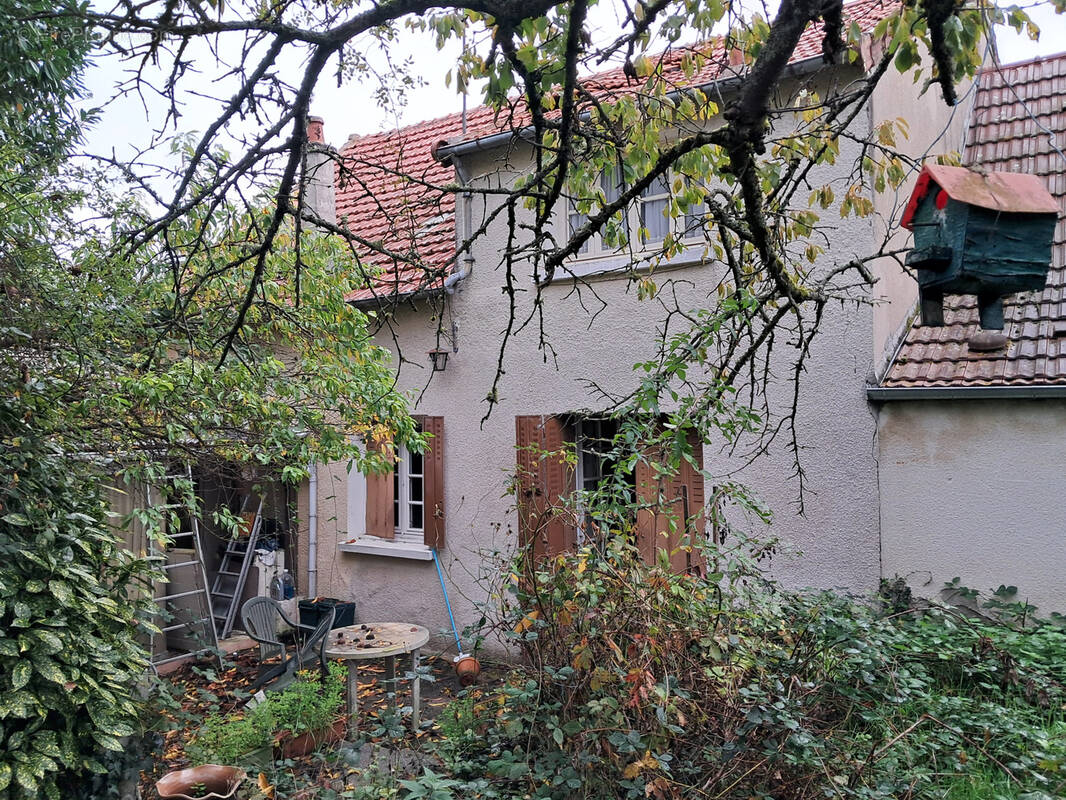 Maison à NEUVY-SUR-LOIRE