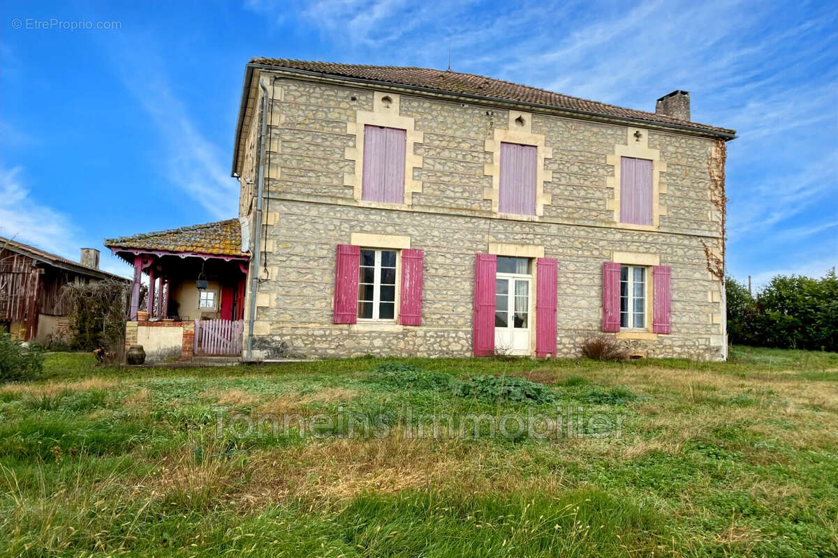 Maison à FAUILLET