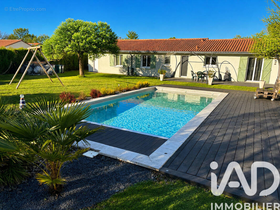 Photo 1 - Maison à PESSAC