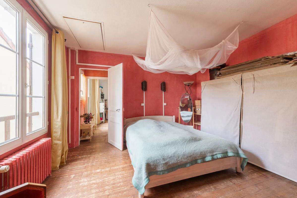 Maison à COUILLY-PONT-AUX-DAMES