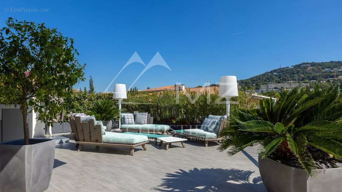 Appartement à CANNES