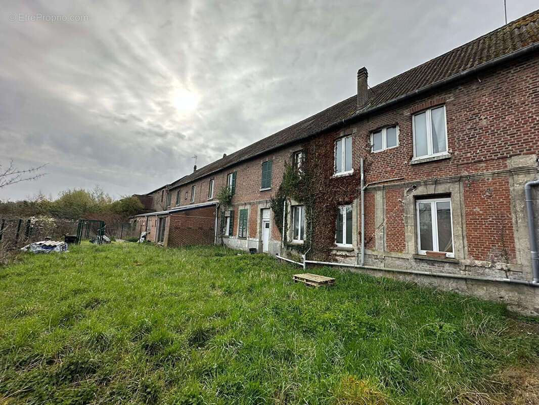 Appartement à MUILLE-VILLETTE