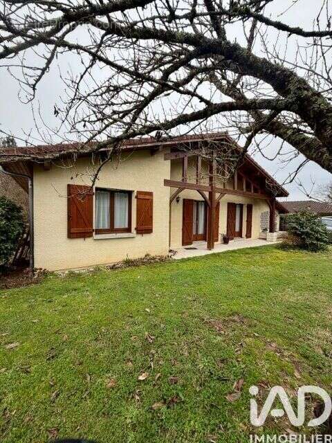 Photo 2 - Maison à SAINT-PIERRE-DU-MONT