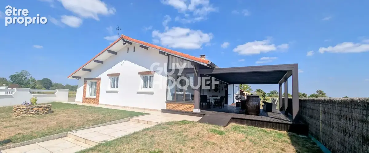 Maison à LE VIGNAU