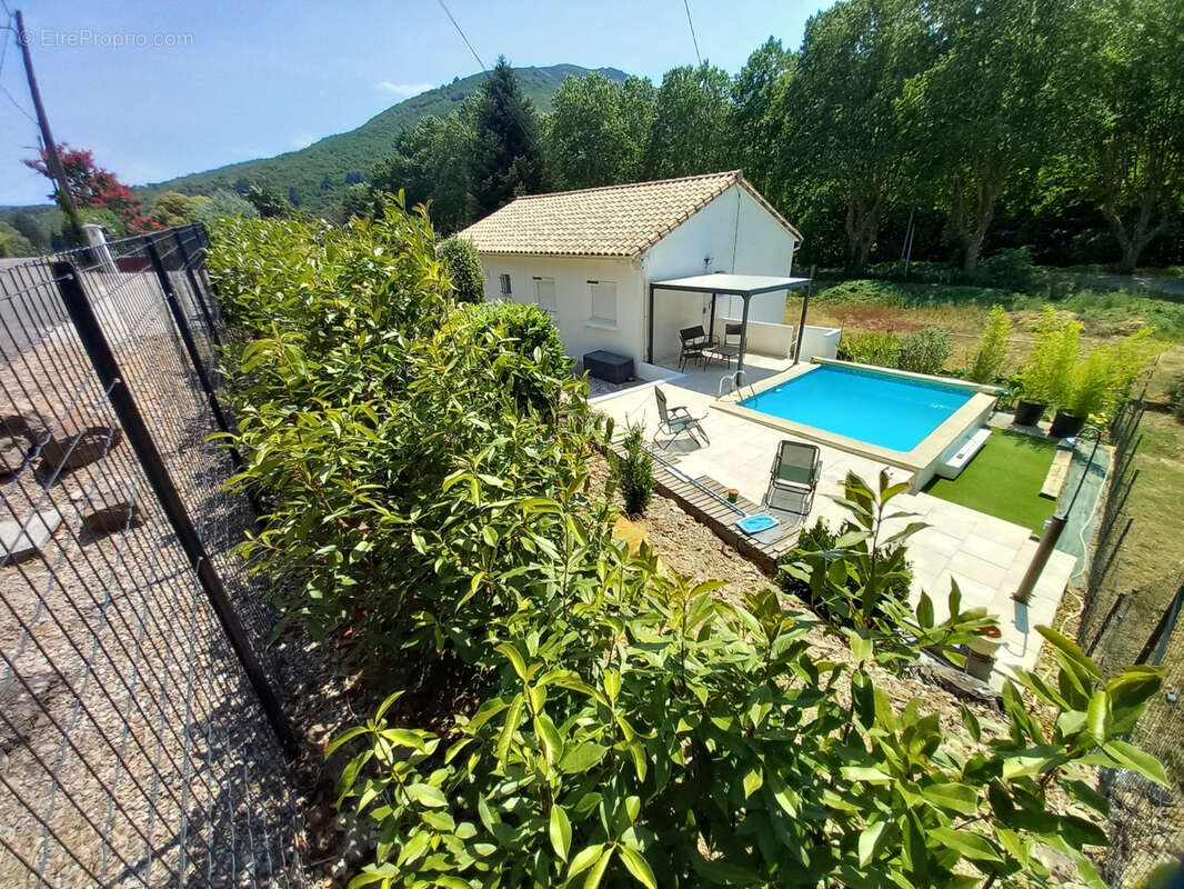 Maison à SAINT-GENIES-DE-VARENSAL