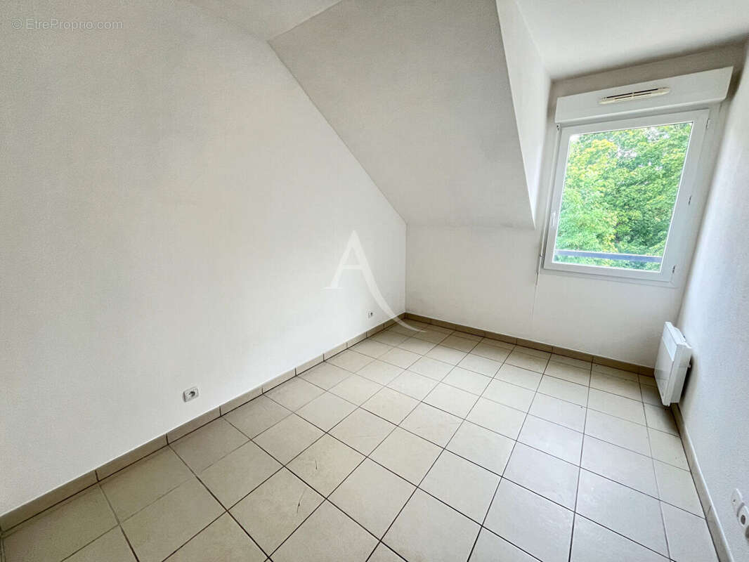 Appartement Dourdan 4 pièces avec ascenseur ! - photo 6