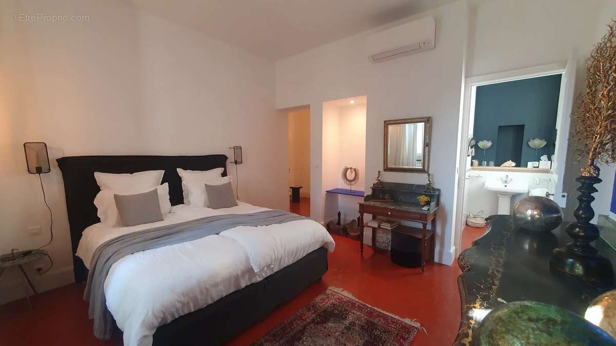 Maison à LEZIGNAN-CORBIERES