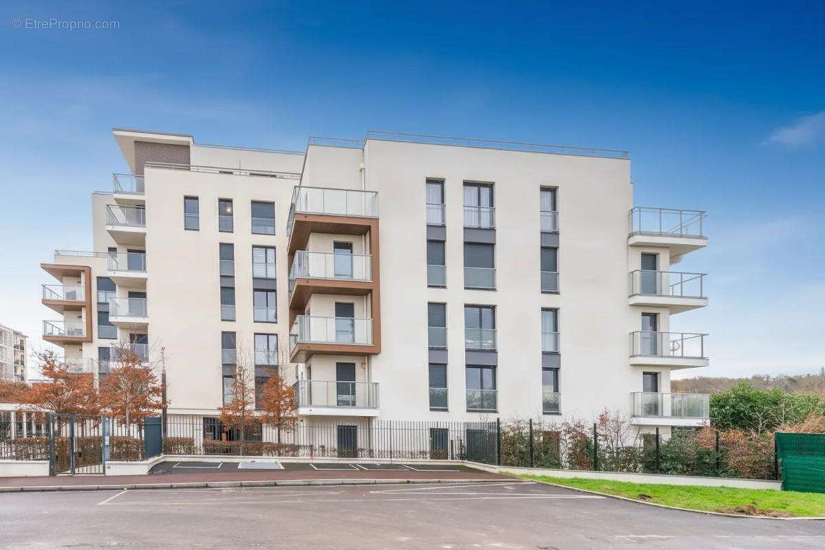 Appartement à RUEIL-MALMAISON