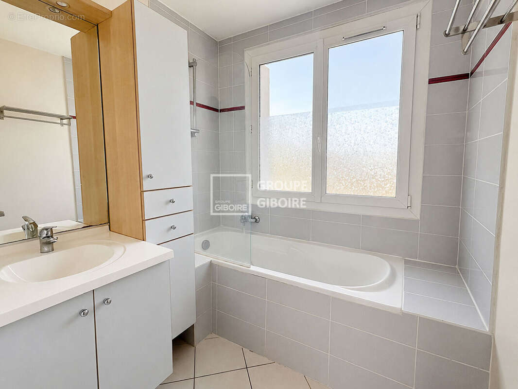 A VENDRE- AGENCE GIBOIRE - Appartement Rennes 4 pièce(s) 71 m2 - photo 3