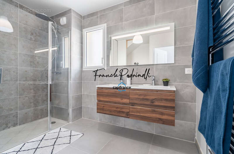Appartement à LYON-4E