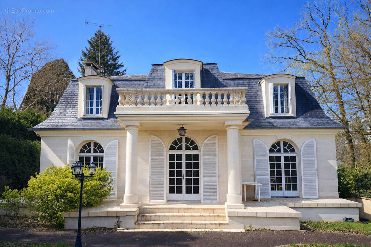 Maison à LAMORLAYE