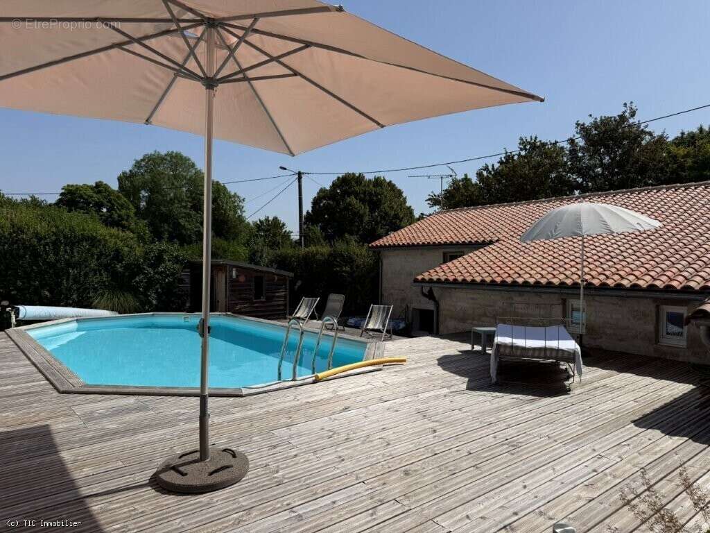 Maison à VILLEFAGNAN