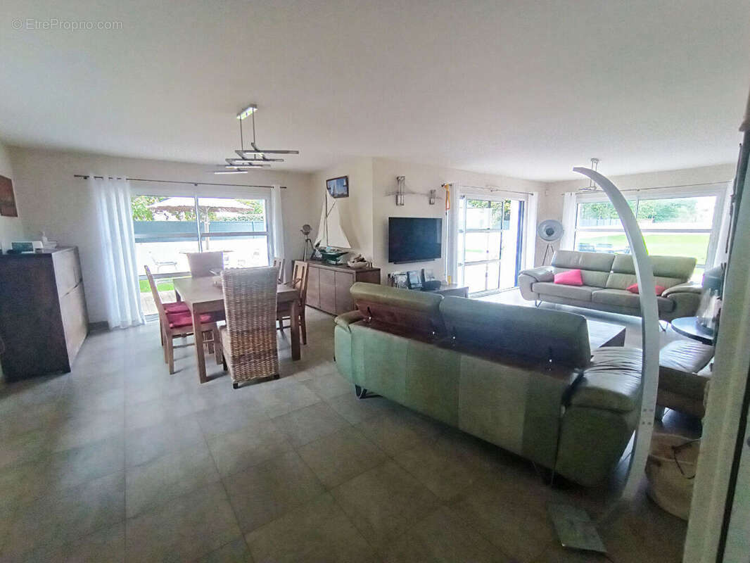 Maison à LOCMARIAQUER