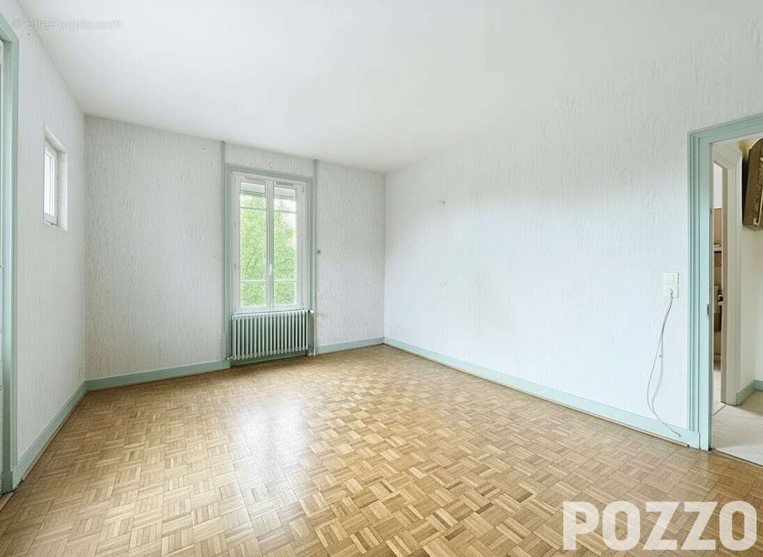 A vendre Maison de caractère  8 pièces terrain 4 404 m2  Douvres-la-Délivrande 14440 - photo 10