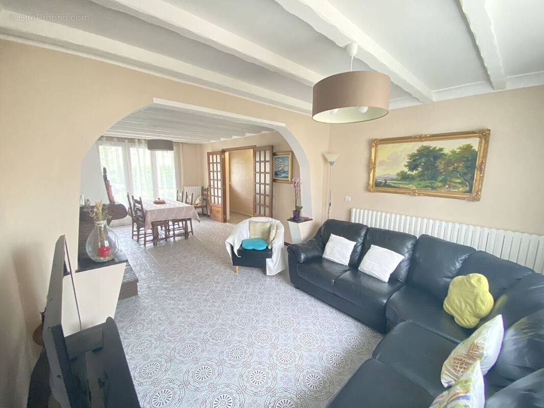 Maison à NANTEUIL-LES-MEAUX