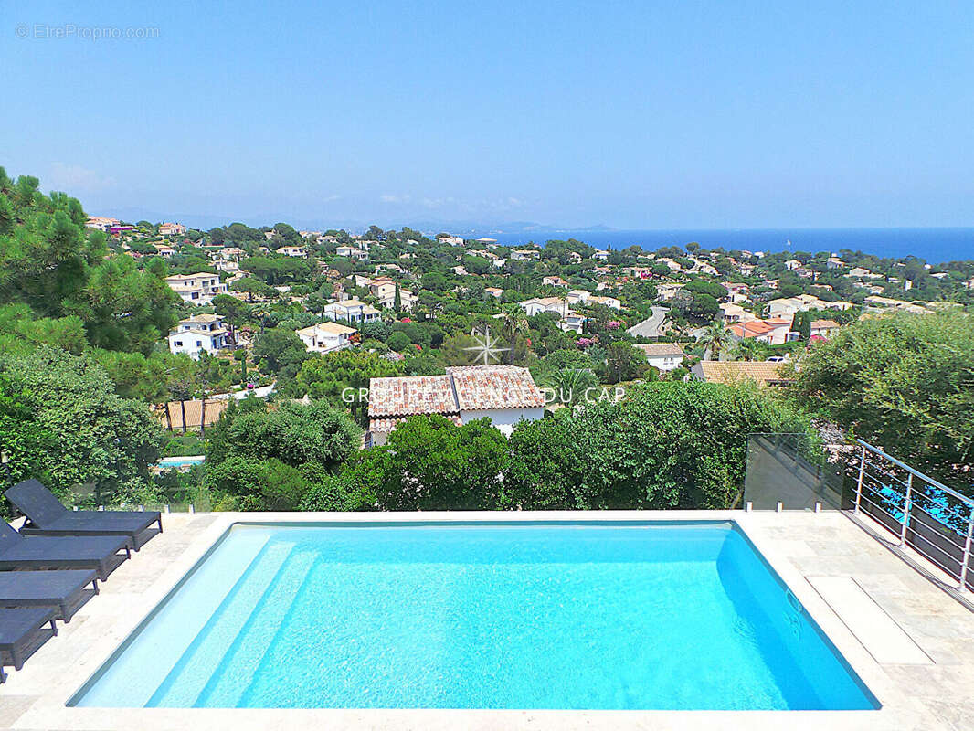 Maison à LES ISSAMBRES