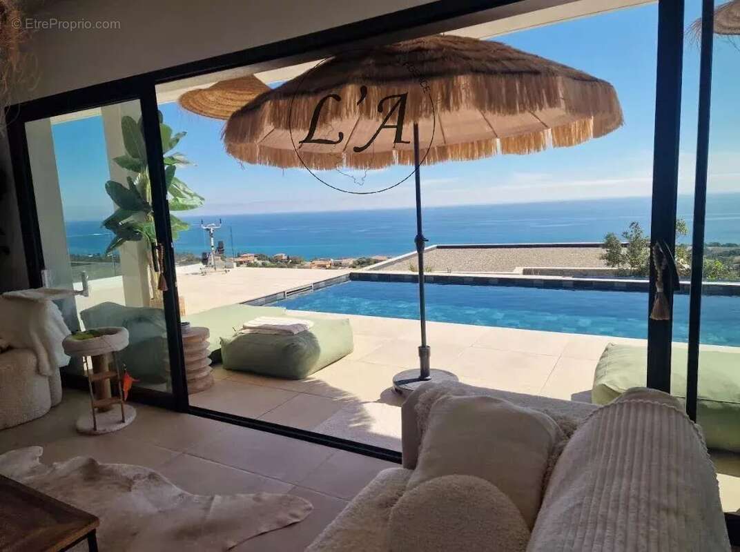 Appartement à SARI-SOLENZARA