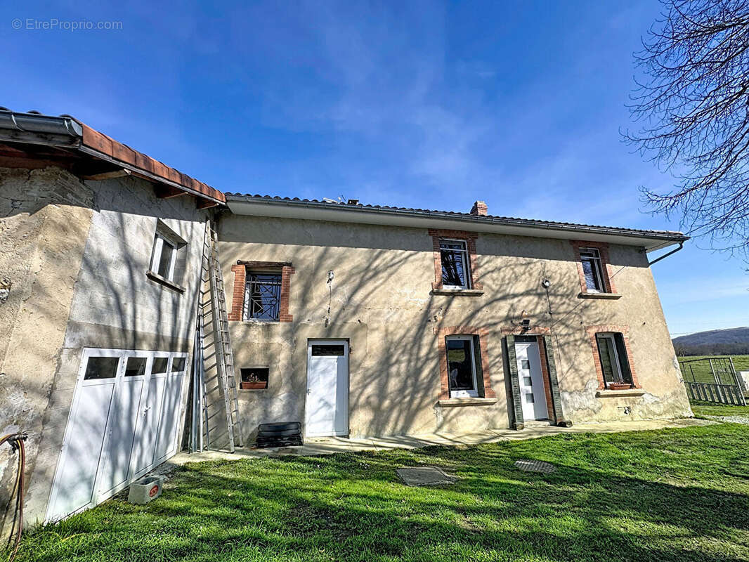 Maison à BEAUREPAIRE